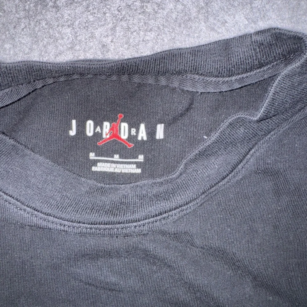 Jordan AJ1 Patch T-Shirt Medium Black Embroidered Sneaker Logo 100% Cotton